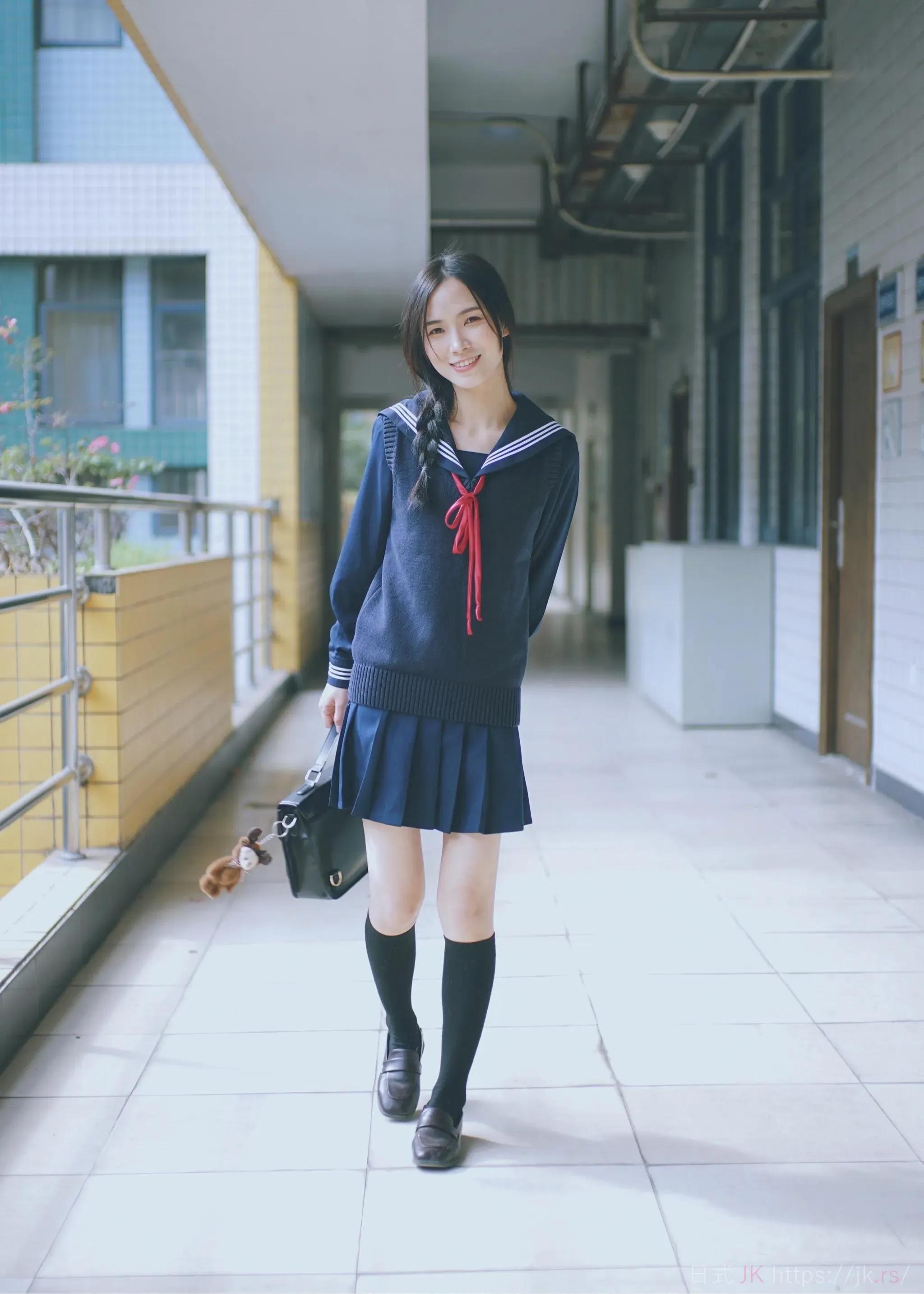 活在你的笑容里