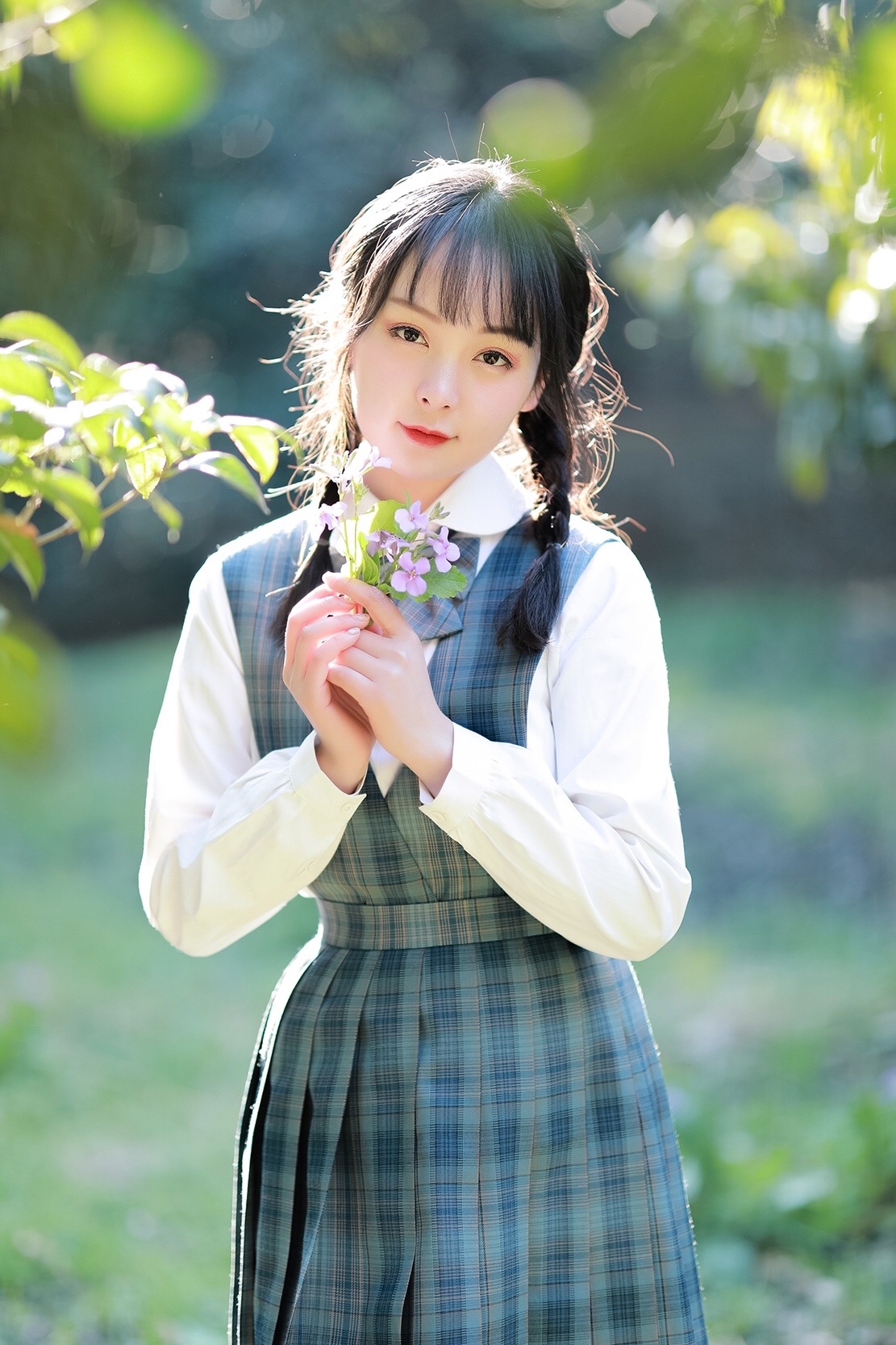 今天的阳光铺满了17岁