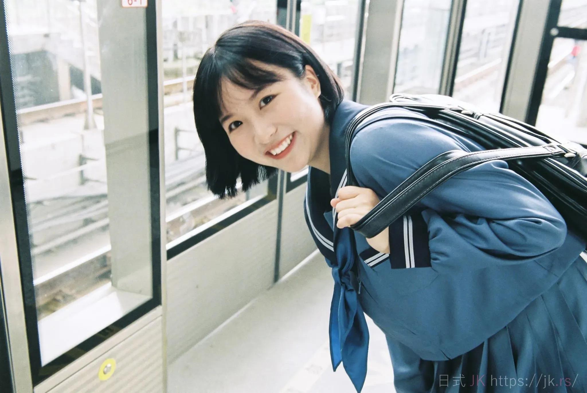 衣服很好看，搭配上内衣很辣，奈斯