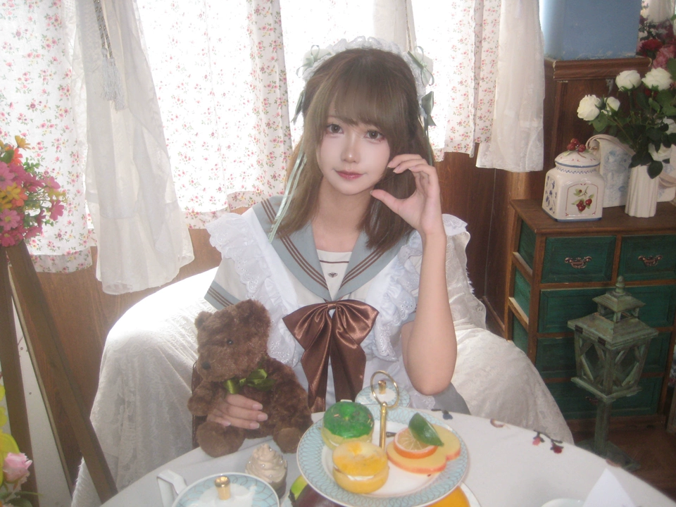 当时我给客服说让他快一点给我发货，当时很快就给我发了，服务态度也超级好