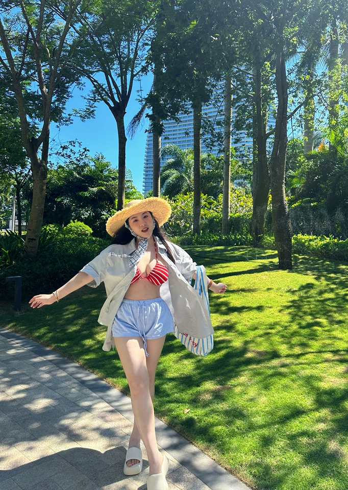 超级出片～很适合度假穿，很舒服的料子性价比很高