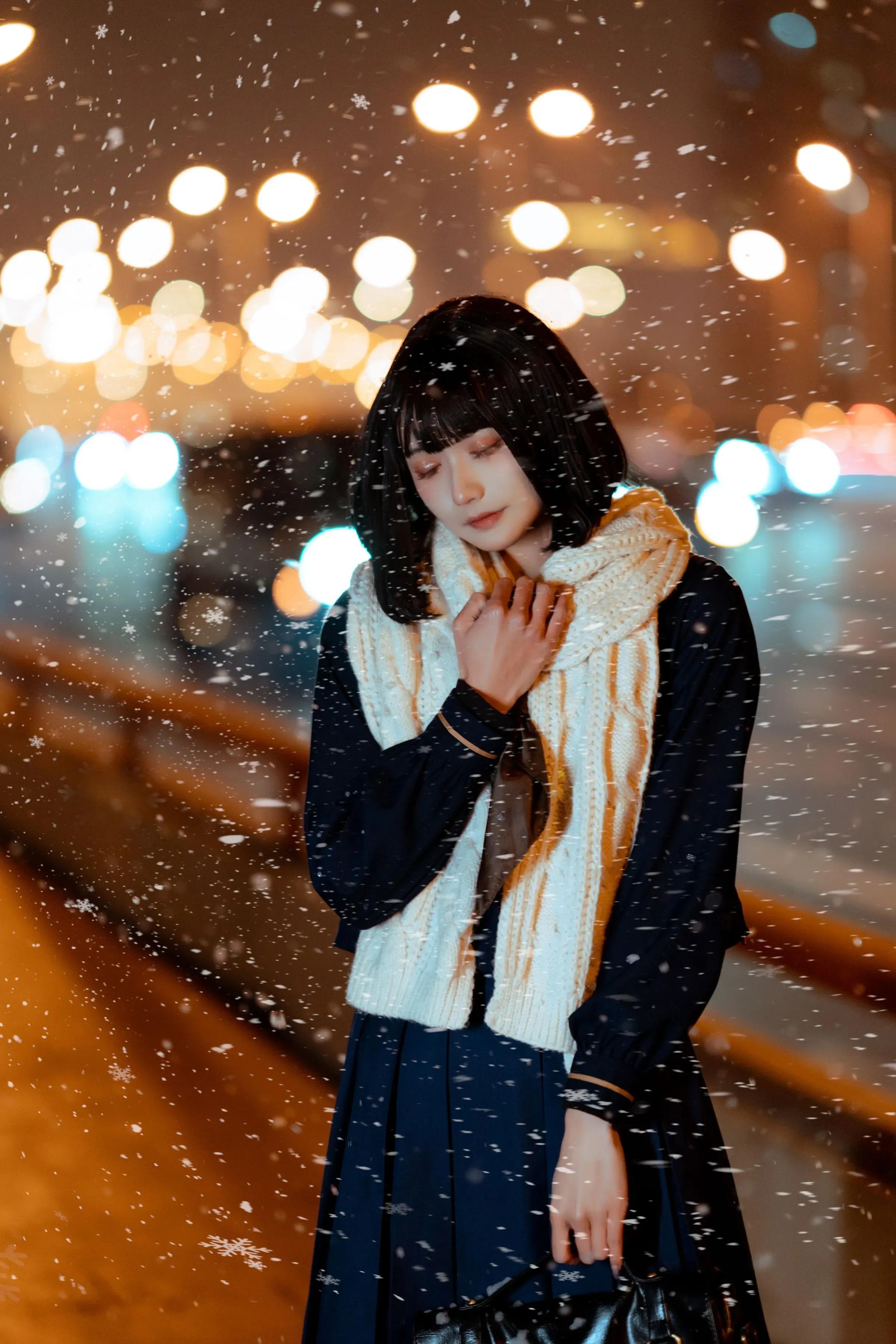 十衣服很百搭 布料柔软舒适 款式很修身显身材 很适合夏季搭配