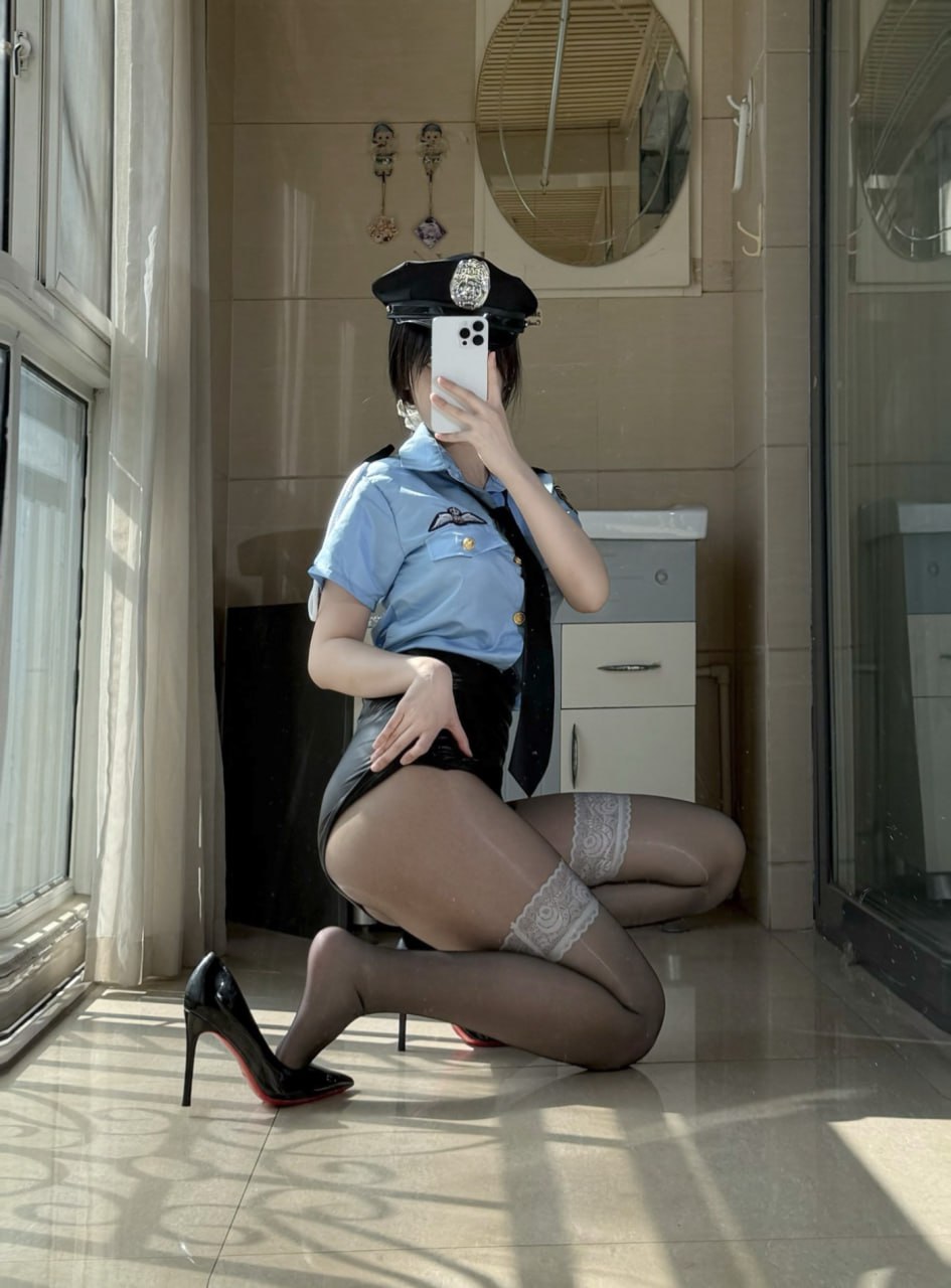 口罩小姐姐自拍