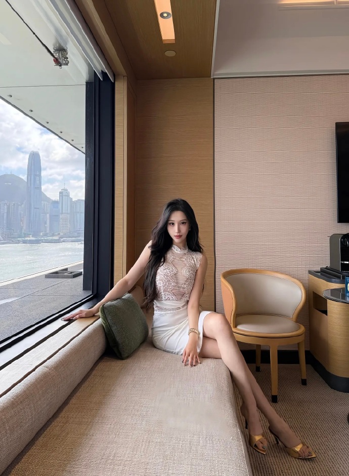 万物各有时令 爱也到了秋天