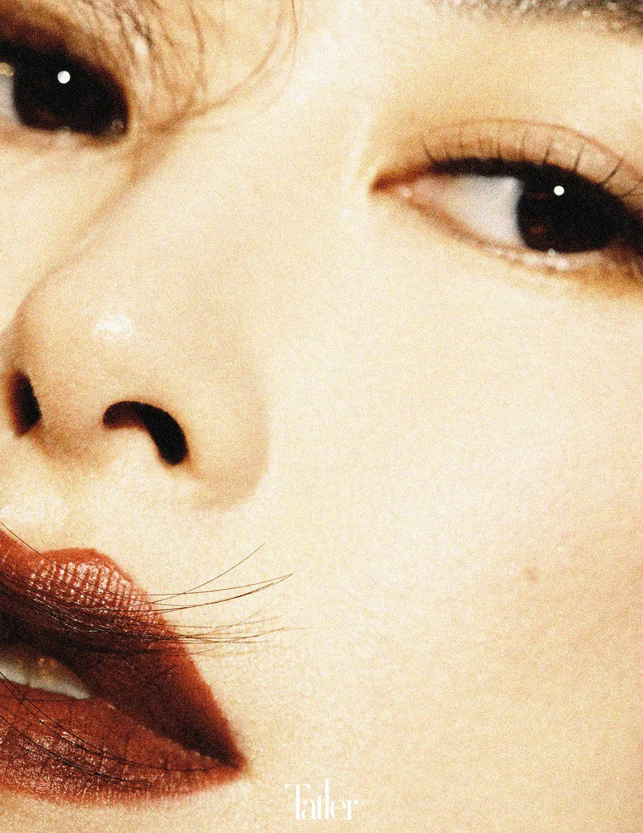 【居家私房写真】你应该去爱这山、这水、这世间万物，以及鲜花与你自己