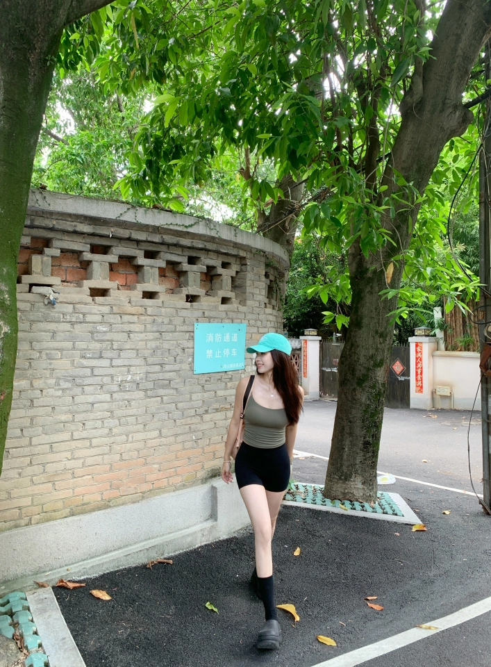 好穿 没得说 外形气质 穿起来很有气质 少女感十足