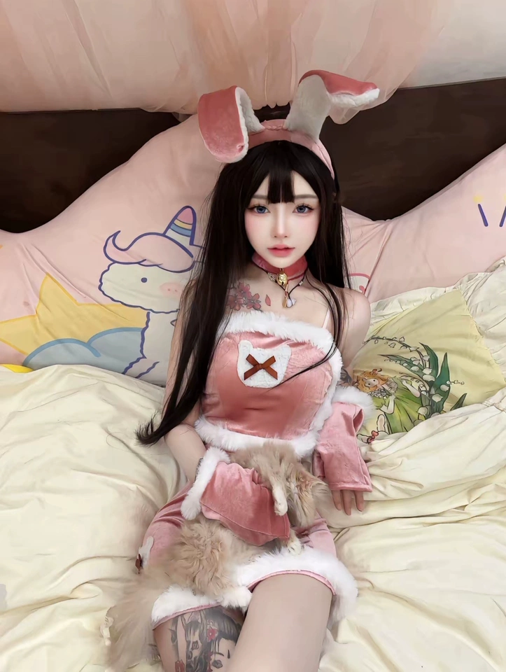 兔耳朵手套都有送，很有感觉的一套，你的圣诞礼物请查收～