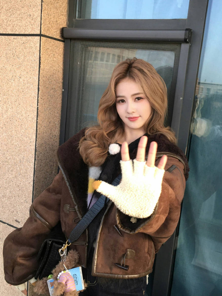 马思纯欧豪参加活动，隔着几个人，欧豪偷瞄马思纯成了大家意难平 