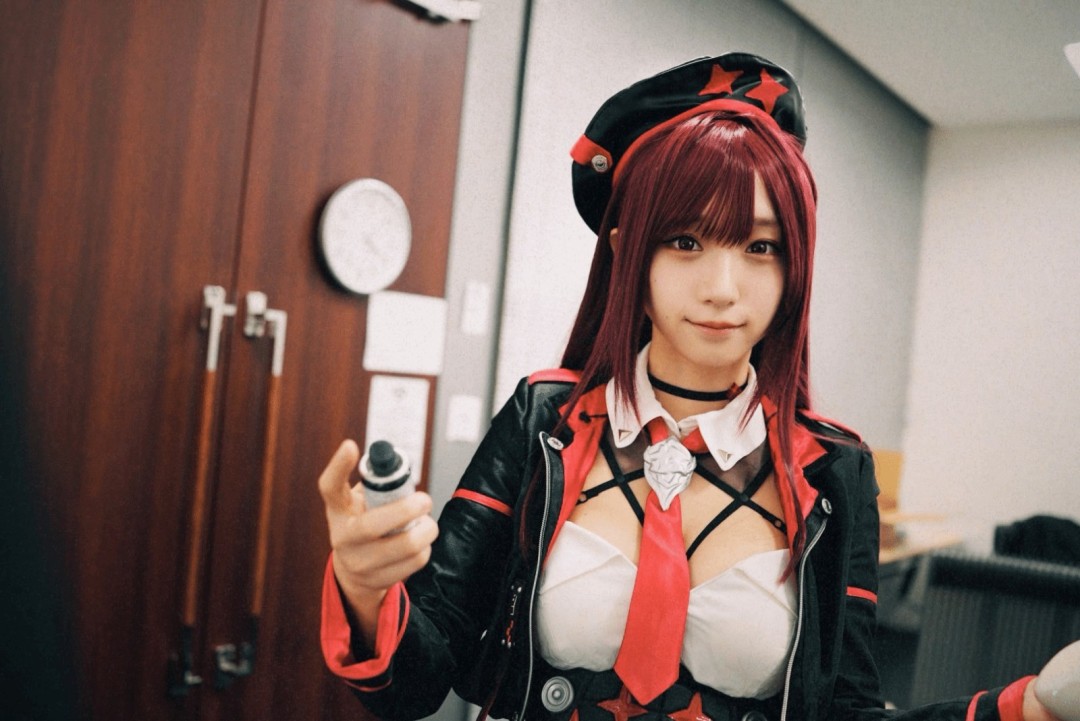 日本美女伊织萌Cos《妮姬》图赏 超大杯纯欲天花板