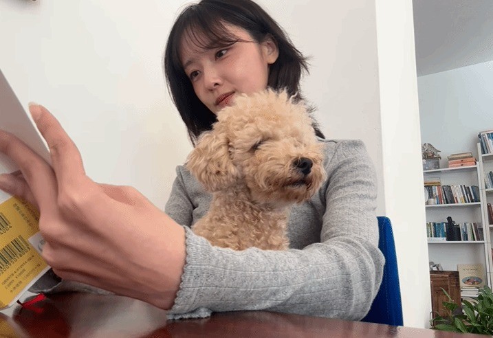 国外美女Cos《怪物猎人：荒野》阿尔玛 还原度赛高